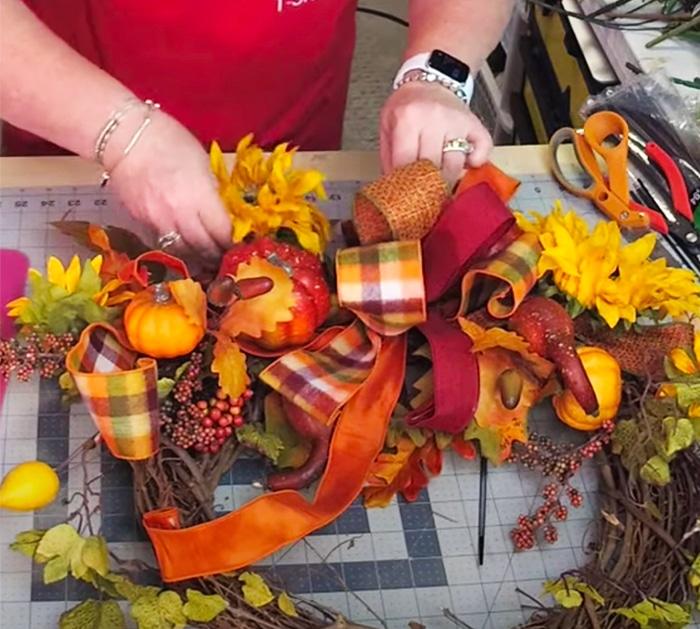 Use Zip Ties To Strap Sprays Onto Wreath - Easy Fall Wreath Tutorials