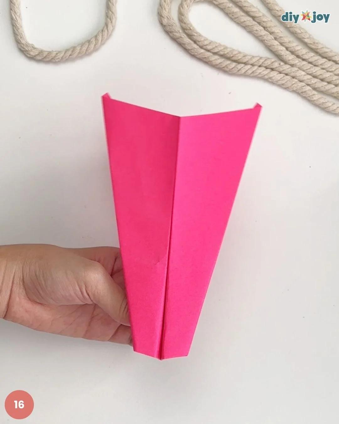 paper airplane tutorial - hammer