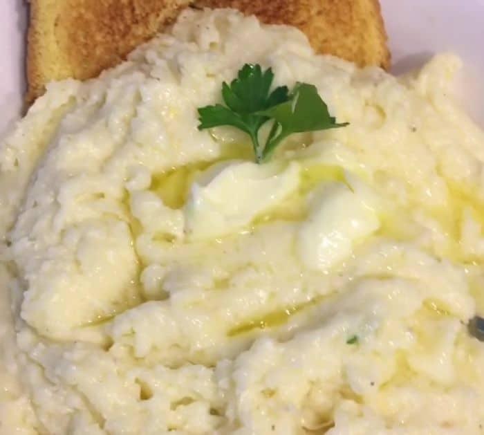 Easy Southern Cheese Grits Recipe