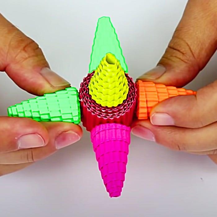 DIY Pinatas - DIY Cardboard Ornaments - Christmas Ideas