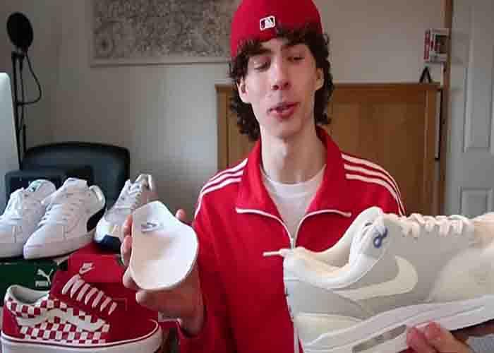Removing the insoles of your shoes to make it bigger