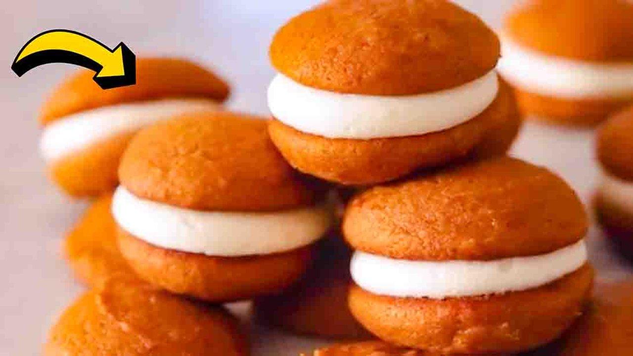 Easy Pumpkin Whoopie Pies Recipe