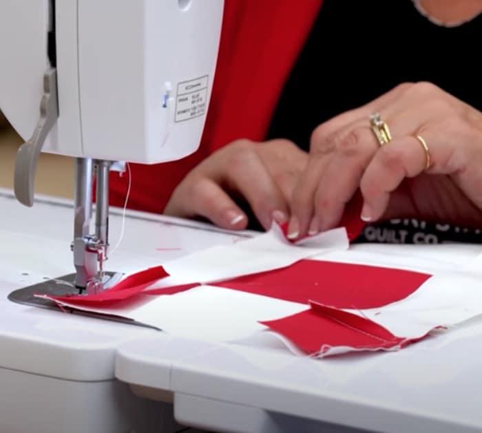 Make an Irish Change quilt with Jenny Doan