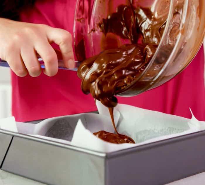 How to Make Chocolate Fudge At Home
