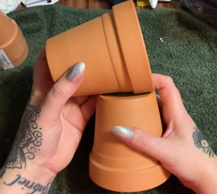 Flower Pot Shelf Sitter DIY Tutorial