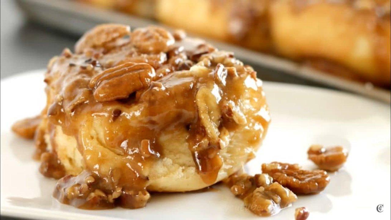 Caramel Pecan Cinnamon Rolls
