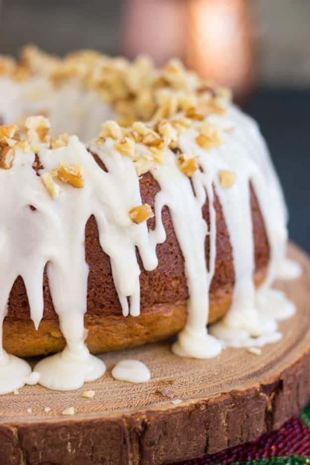 Fireball Whiskey Recipes - Whiskey Walnut Spice Cake - Fire ball Whisky Recipe Ideas - Pie, Desserts, Drinks, Homemade Food and Cocktails - Easy Treats and Christmas Dishes #fireba