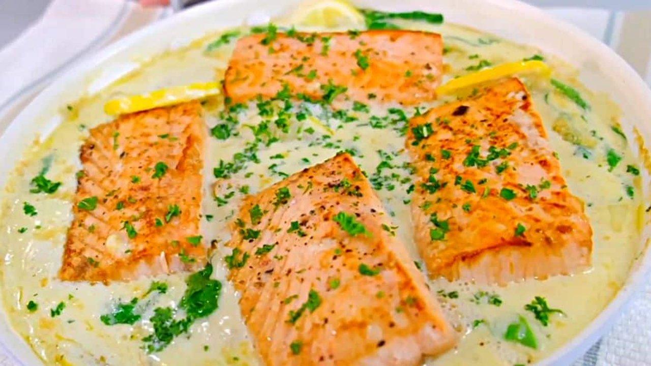 Pan Fried Salmon with Creamy Lemon Sauce