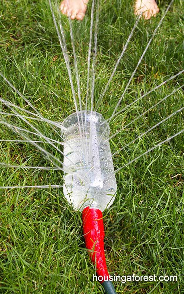 Outdoors Kids DIY Water Activities - DIY Sprinkler Tutorial - DIY Projects & Crafts by Sueeye at