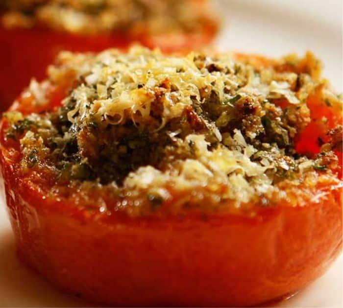Easy To Make Crusty & Cheesy Garlic Tomatoes