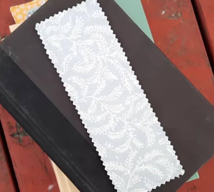 Easy to Sew Fabric Bookmark