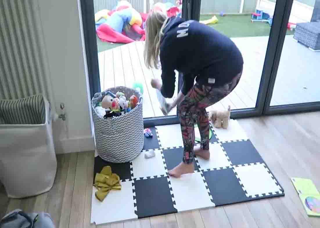 Set a timer in every room and clean as much as you can within that time,