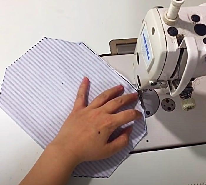 Sew A Quick Easy Form Fitting Mask WithElastic Earpieces