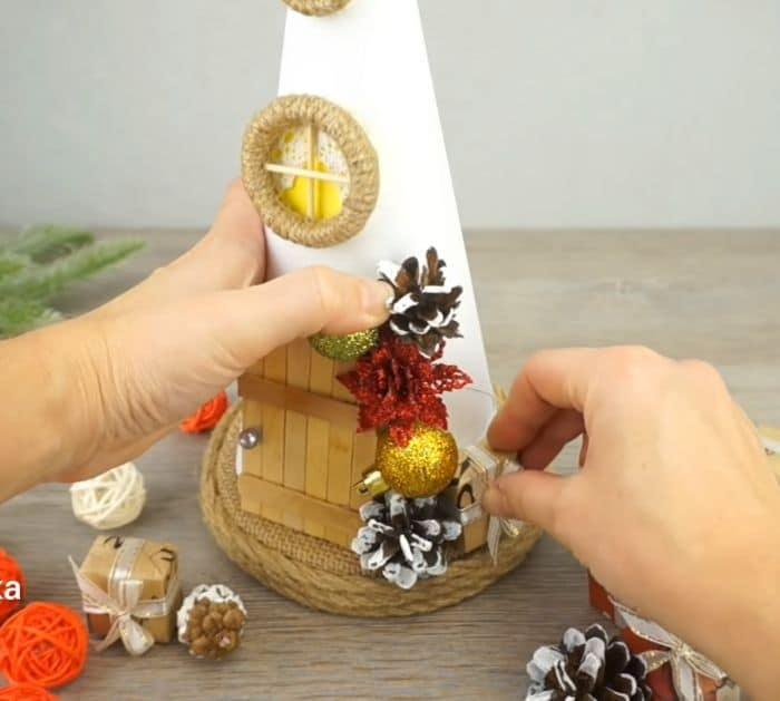 DIY Small Christmas Tree Decor Project