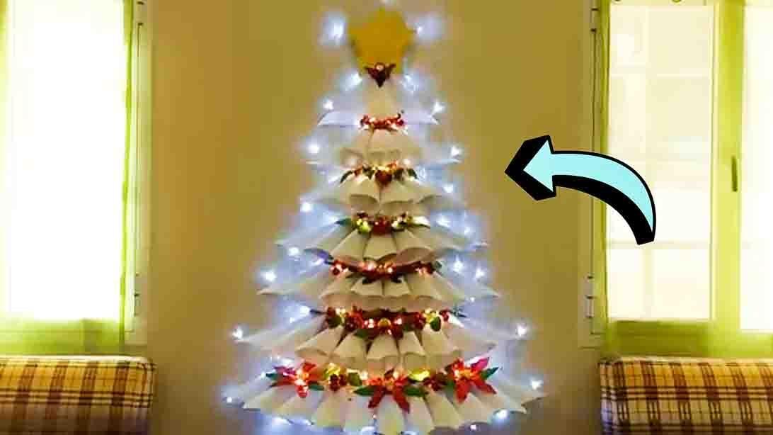 DIY Recycled Wall Christmas Tree Tutorial