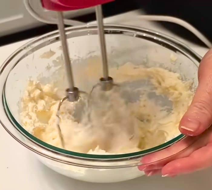 Easy to Make Banana Split Cake