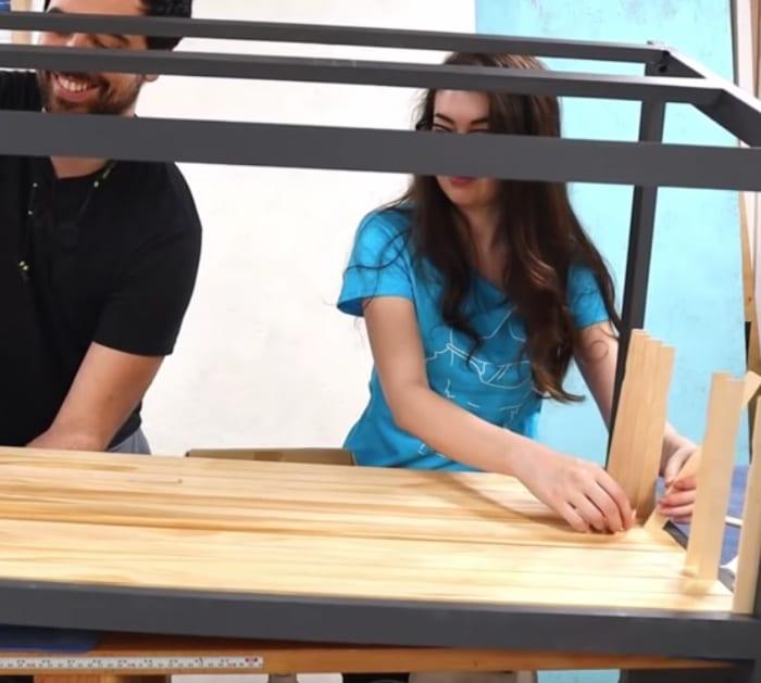 Make a DIY patio for your cat a catio