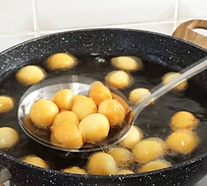 Deep Fry Donut Holes In One Minute