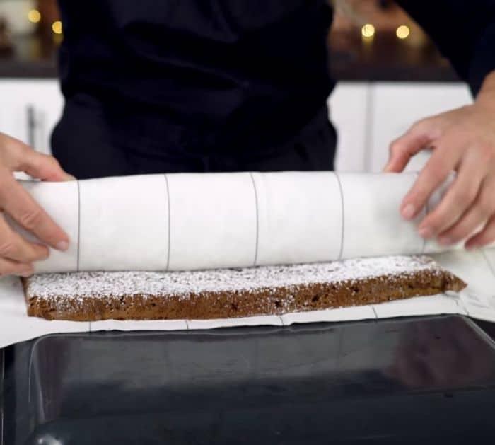 Easy to Make Christmas Gingerbread Yule Log