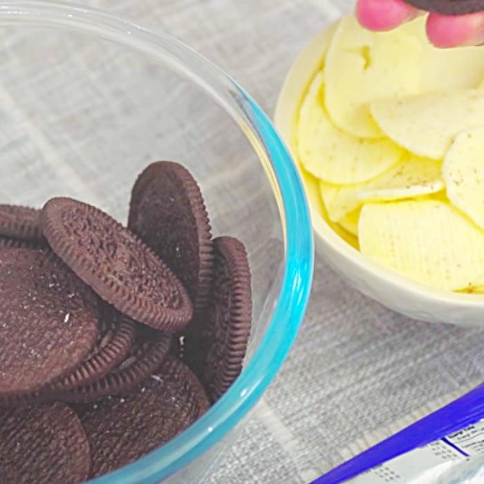 No-Bake Oreo Cake - How To make A Sauce pan Cake - Dessert Ideas