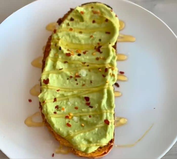 How to Make Creamy Avocado Toast