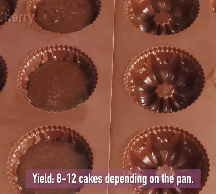 Rich Mini Chocolate Bundt Cake Instructions