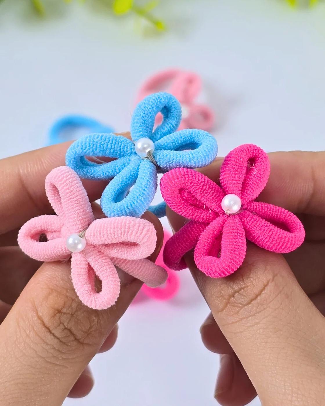 Easy Hair Tie Rings — easy diy flower rings using just hair ties