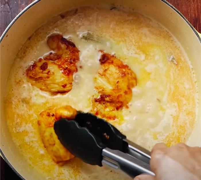 How To Make One-Pot Chicken Rice - Homemade Chicken Recipes