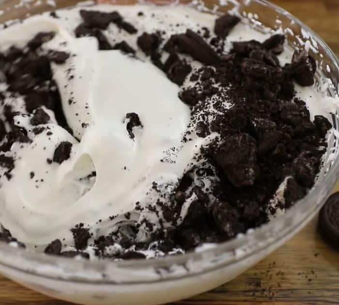 Easy Homemade Oreo Ice Cream Recipe Instructions