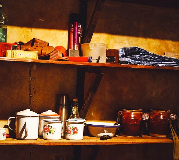 5 Decluttering Tips - Decluttering Mistakes to Avoid - Spring Cleaning