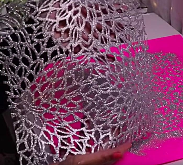 Make a DIY Bling Mirror From A Placemat