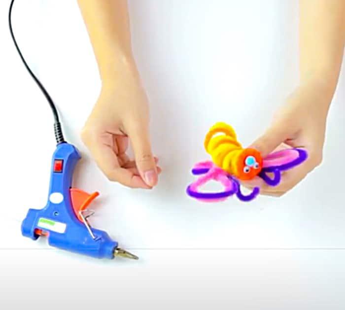 Make Wings For A Caterpillar Finger Puppet