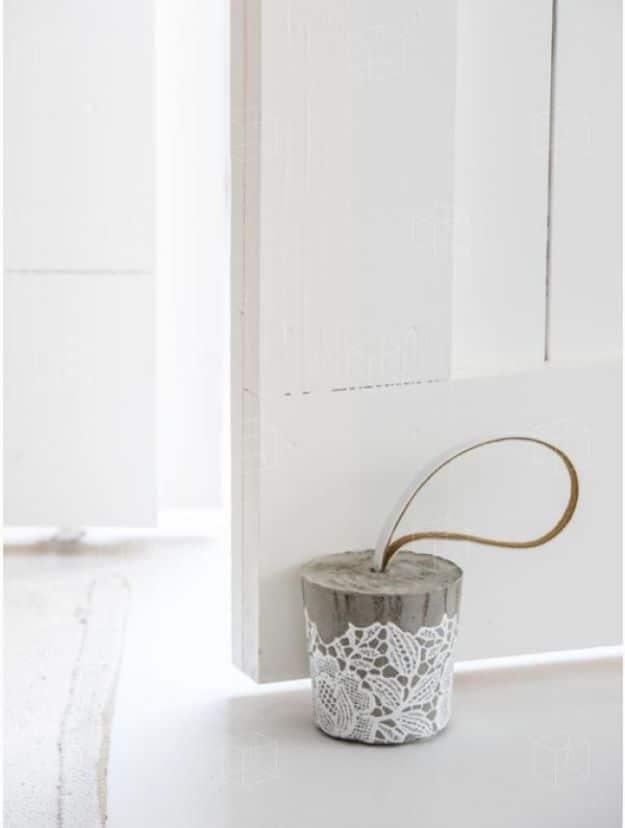 DIY Projects With Concrete - DIY Concrete Door Stop - Easy Home Decor and Cheap Crafts Made With Cement - Ideas for DIY Christmas Gifts, Outdoor Decorations