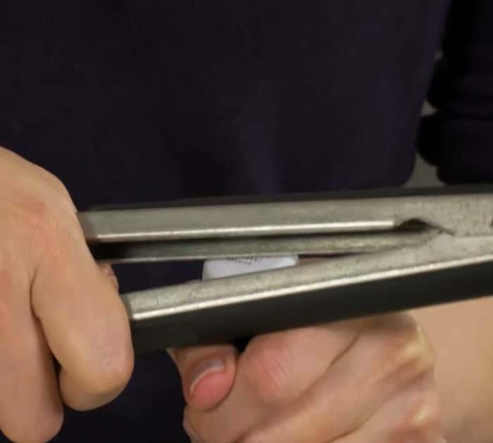 Ways to Open a Beer Bottle Without a Bottle Opener