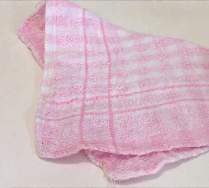 How to Make a Rose With a Towel and a Toothbrush Tutorial