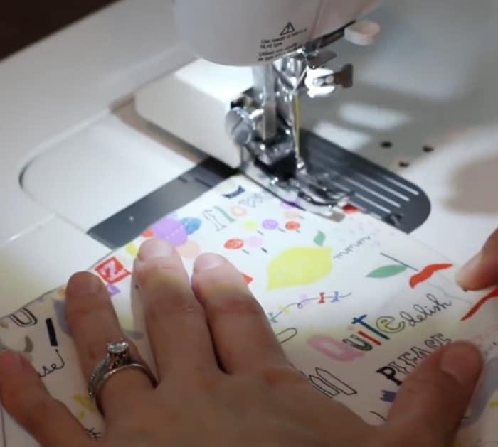 How To Sew The Easiest Baby Blanket Ever