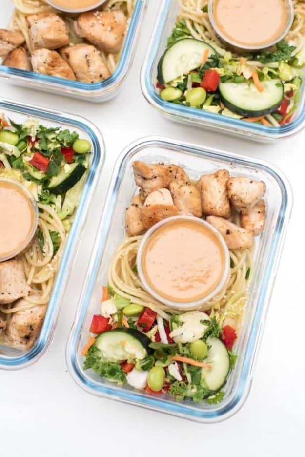 Meal Prep Ideas - Thai Peanut Chicken Meal Prep Bowls - Recipes and Planning Tips for Making a Week of Meals - Easy, Healthy Recipe Ideas to Make Ahead - Weeknight Dinners Lunches