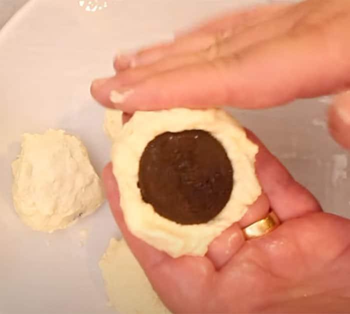 Cover Oreos in Dough For Air Fryer - Air Fryer Recipes