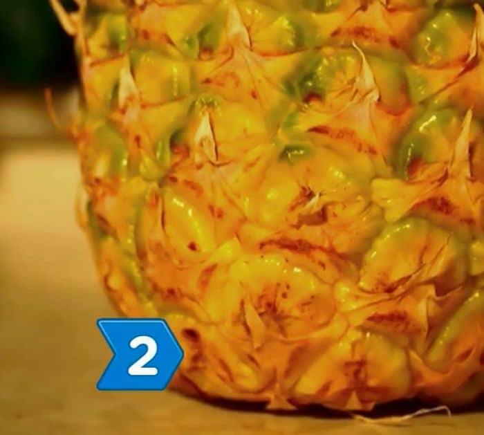 How to Tell if a Pineapple Is Ripe and Ready to Eat