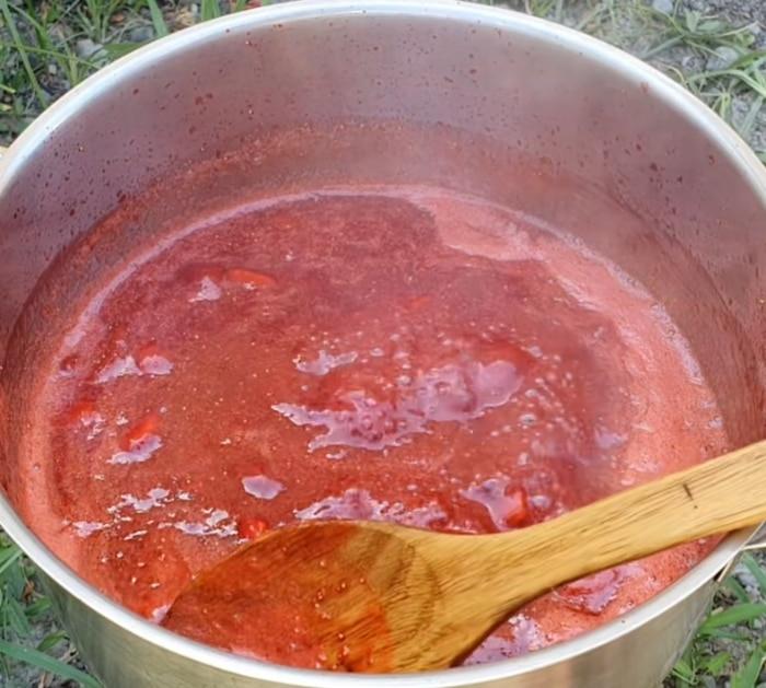 How to Make Perfect Strawberry Jam With Just 3 Ingredients Instructions