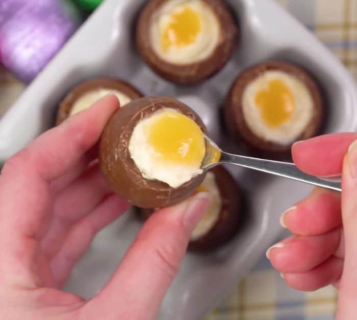 How to Make Cheesecake Filled Easter Eggs