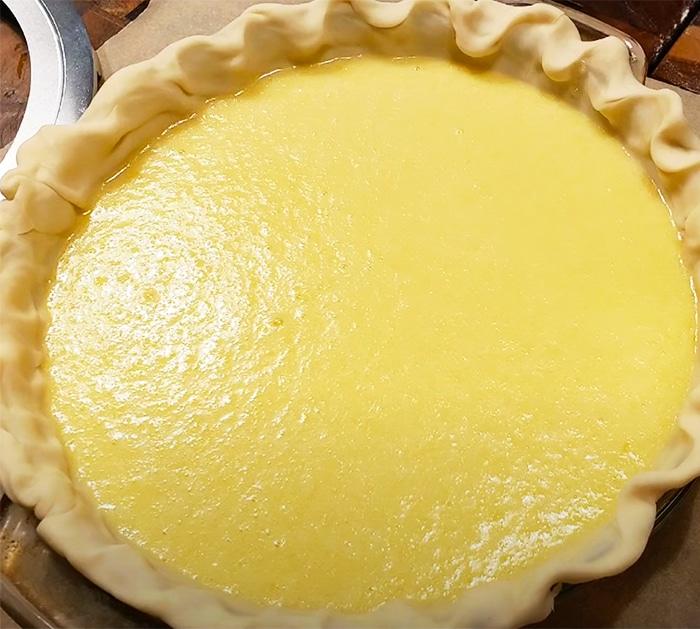 Use 5 Ingredients to Make vintage Buttermilk Pie - Easy Pie Recipes - Homemade Dessert Recipes - Fall Pie Recipes