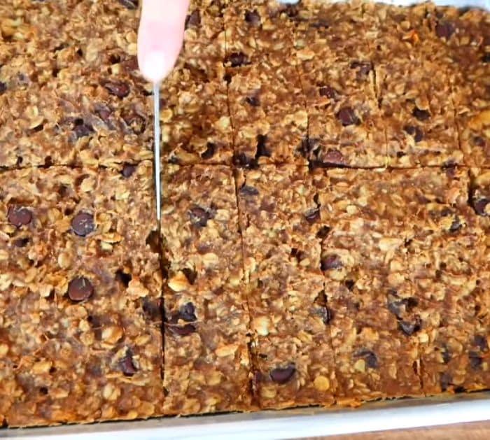 Easy Healthy Oatmeal Bars Recipe