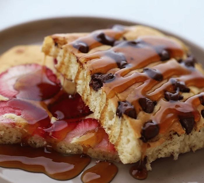 Easy Sheet Pancake Recipe for Breakfast