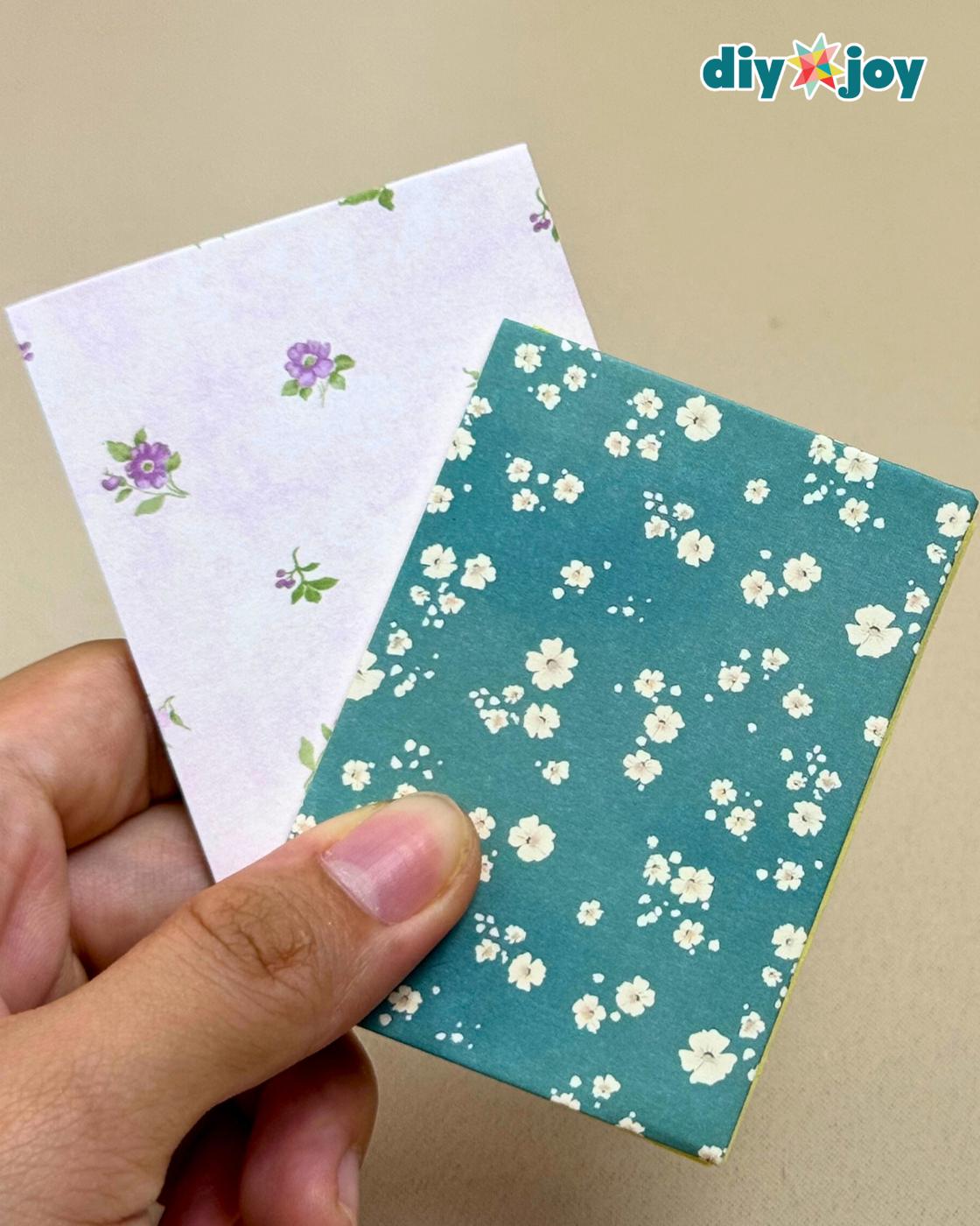 Mini Notebook — diy pocket notebook from scrap paper