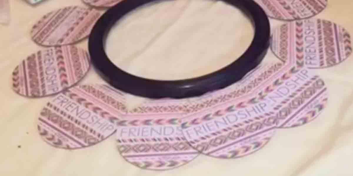 She Glues Paper Coasters To A Frame With Popsicle Sticks But Watch What She Does Next!