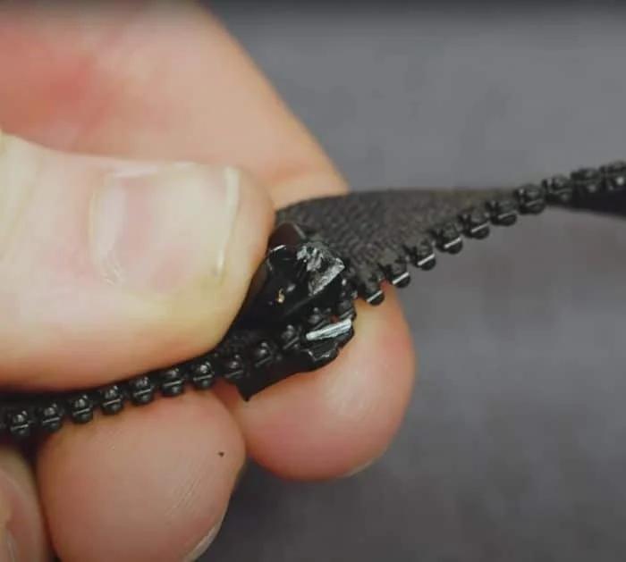 Quick and easy zipper remedy tutorial