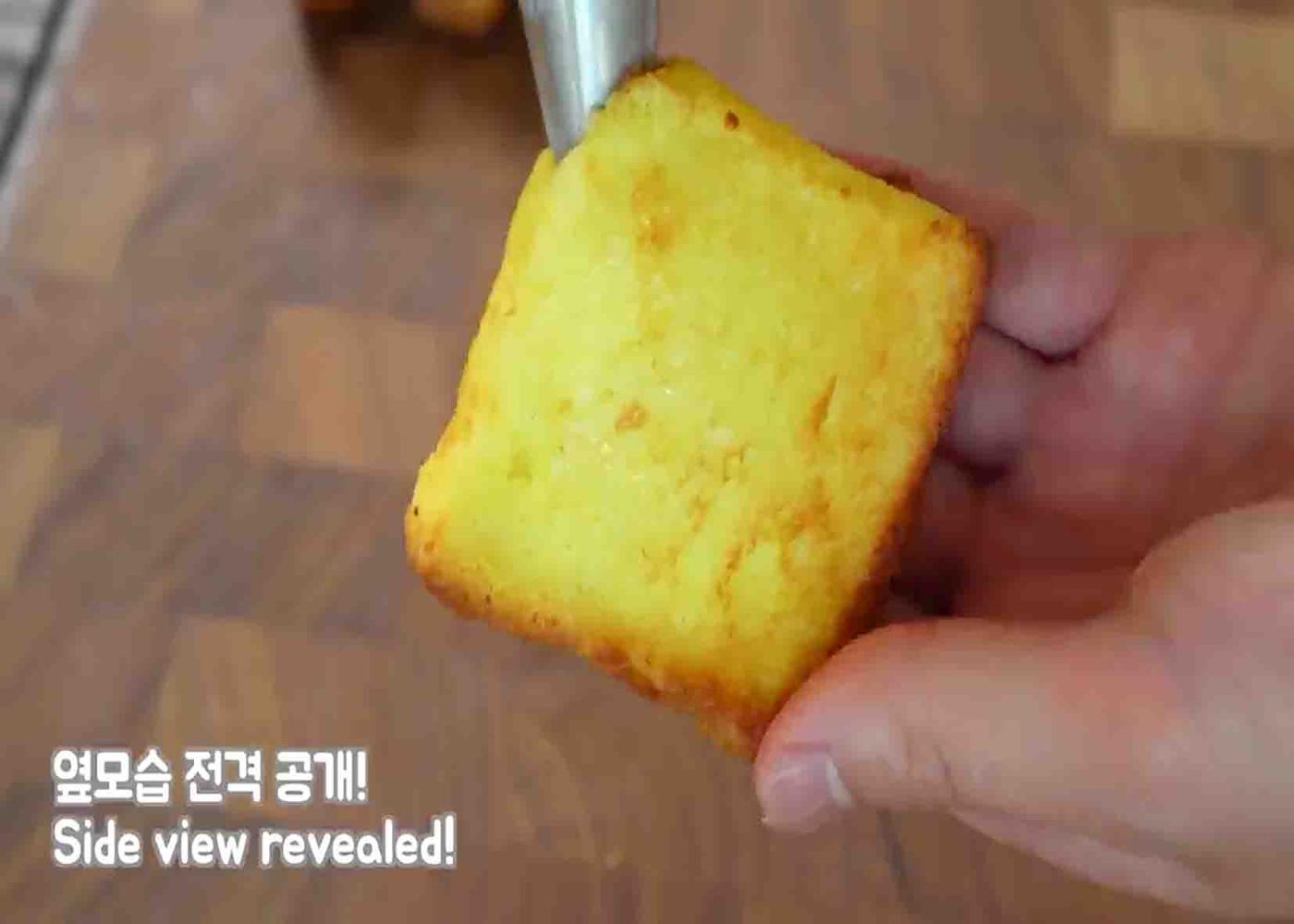 Filling the french toast with custard cream