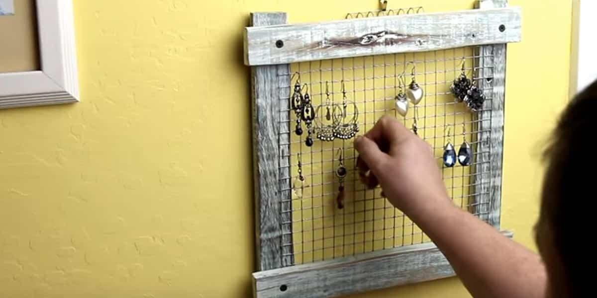 DIY Earring Holder