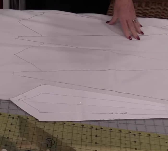 How To Sew A Neck Tie Tablecloth